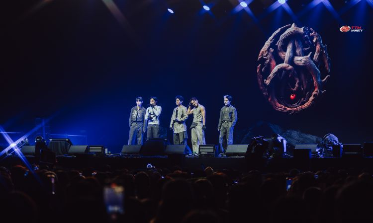 เก็บตกภาพความมันส์ “SB19” เสิร์ฟเพิร์ฟสุดปัง กับคอนเสิร์ตครั้งแรกที่ไทย SB19 SIMULA at WAKAS WORLD TOUR in BANGKOK